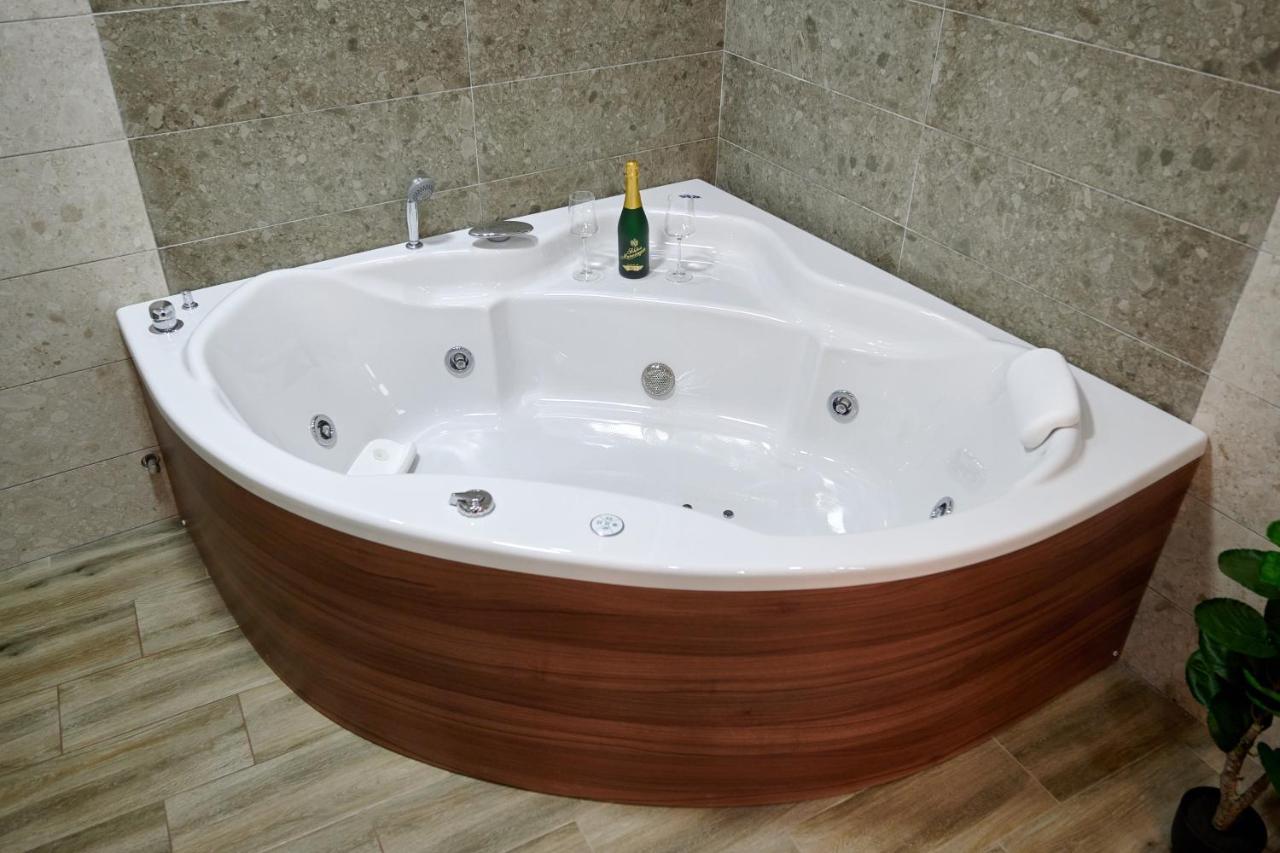 Vanimi Lux Apartmani Kikinda Dış mekan fotoğraf